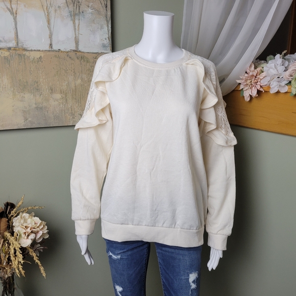 Arizona Jean Company Tops - NWT Ruffled Cream Sweatershirt